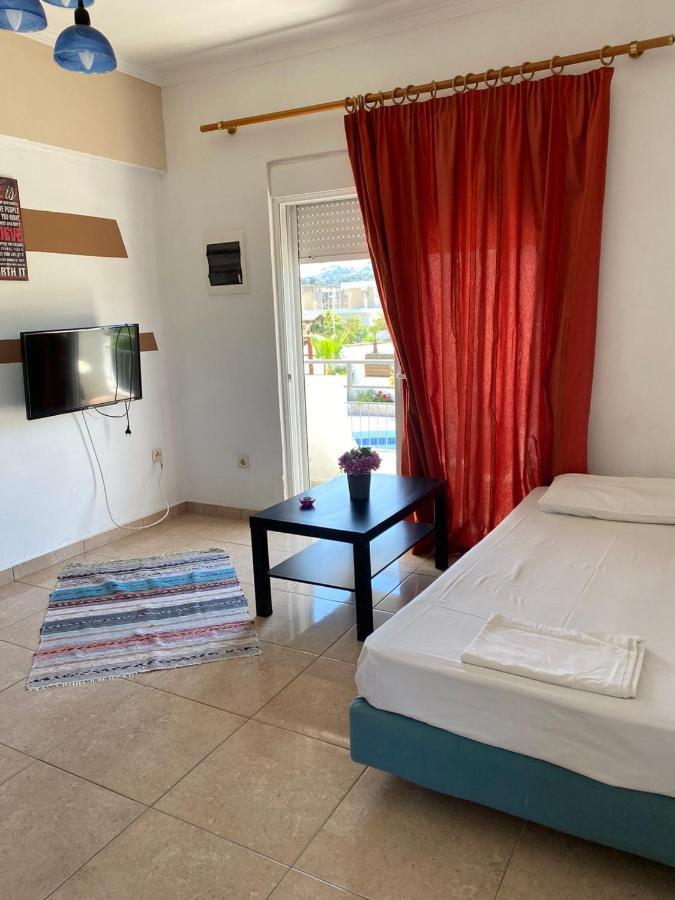 Toula'S Apartments Faliraki Eksteriør billede